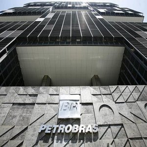 Indicado de Renan causa tensão em reunião da Petrobrás
