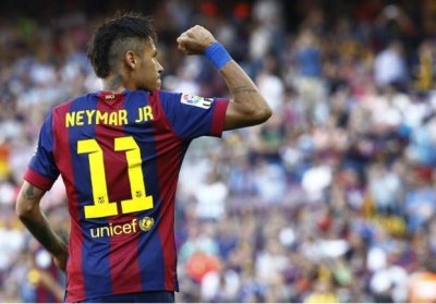 Neymar marca seu 50º gol e Barça vence; CR7 perde pênalti e Real Madrid empata